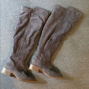 Stylish Gray Knee-High Boots